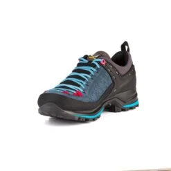 Salewa Ws Mtn Trainer 2 GTX -Trail Outfitters Shop 00 0000061358 8679 15 1280x1280