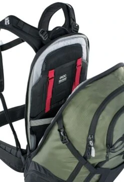 Evoc Fr Tour E-Ride 30 -Trail Outfitters Shop 100120331 FR TOUR E RIDE 30 dt05 1280x1280