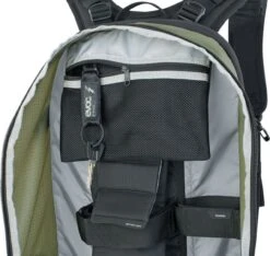 Evoc Fr Tour E-Ride 30 -Trail Outfitters Shop 100120331 FR TOUR E RIDE 30 dt09 1280x1280