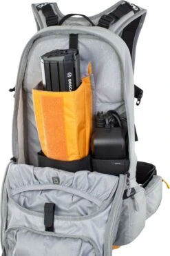 Evoc Fr Enduro E-Ride 16 -Trail Outfitters Shop 100121132 FR ENDURO E RIDE 16 dt07 1280x1280