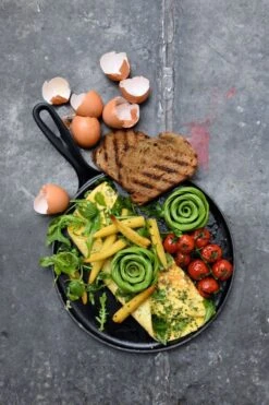 Le Creuset Small Crepe Pan -Trail Outfitters Shop 20136270000460 LS00005 1280x1280