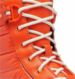 Sorel Women's Caribou Royal WP -Trail Outfitters Shop 2055871 862 d tt presetWeb 1280x1280