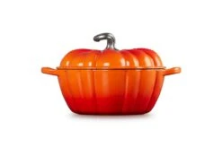 Le Creuset Pumpkin Cocotte -Trail Outfitters Shop 21238240902430 4 1280x1280