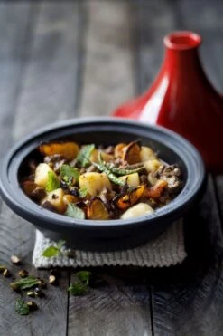 Le Creuset Tagine -Trail Outfitters Shop 25138270600422 LS00006 1280x1280