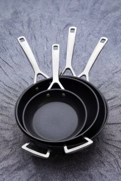 Le Creuset Toughened Nonstick High Fry Pan -Trail Outfitters Shop 51101240010002 51101280010202 51101300010202 LS00001 1280x1280