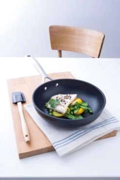 Le Creuset Toughened Nonstick High Fry Pan -Trail Outfitters Shop 51101240010002 LS00004 1280x1280