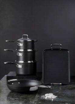 Le Creuset Toughened Nonstick Ribbed Rectangular Grill -Trail Outfitters Shop 51101280010202 51803000010002 52107350010101 LS00001 1280x1280