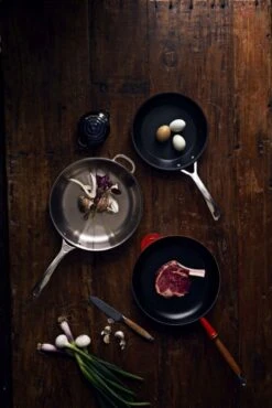 Le Creuset Toughened Nonstick Flat Fry Pan -Trail Outfitters Shop 51112260010002 96600228000100 20058280600460 71901101400000 98000315000200 LS00001 1280x1280