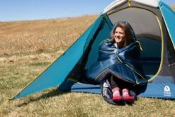 Sierra Designs Elemental Quilt -Trail Outfitters Shop 80613923R Lifestyle S23 ElementalQuilt 1280x1280