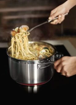 Le Creuset Classic Stainless Steel Stockpot With Lid -Trail Outfitters Shop 96200720001000 LS00004 1280x1280