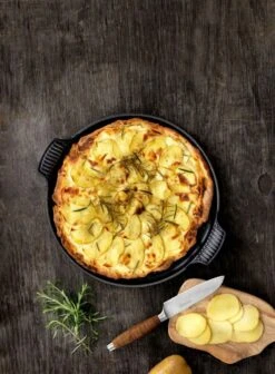 Le Creuset Santoku Knife -Trail Outfitters Shop 98000213000200 LS00005 1280x1280