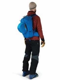 Osprey Kamber 20 -Trail Outfitters Shop Kamber20 F21 OnBody6 AlpineBlue 1280x1280