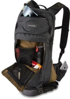 Dakine Seeker 10L -Trail Outfitters Shop SEEKER10L BLACK 610934326598 10002779 BLACK 02X PT01 1280x1280